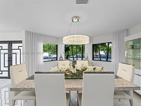 Dining - 6180 Pine Tree Dr, Miami Beach, FL 33140 photo 3 of 3