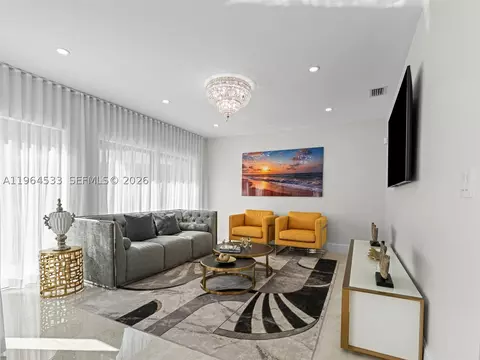 Living - 6180 Pine Tree Dr, Miami Beach, FL 33140 photo 3 of 7