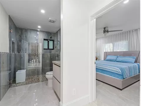 Other - 6180 Pine Tree Dr, Miami Beach, FL 33140 photo 5 of 12