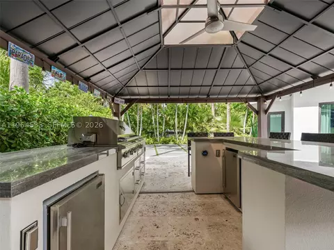 Kitchen - 6180 Pine Tree Dr, Miami Beach, FL 33140 photo 6 of 6