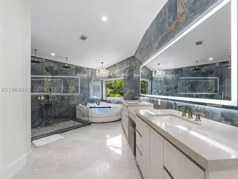 Bath - 6180 Pine Tree Dr, Miami Beach, FL 33140 photo 3 of 5