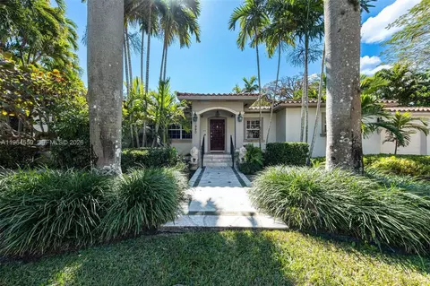 5990 SW 83rd St, South Miami, FL 33143