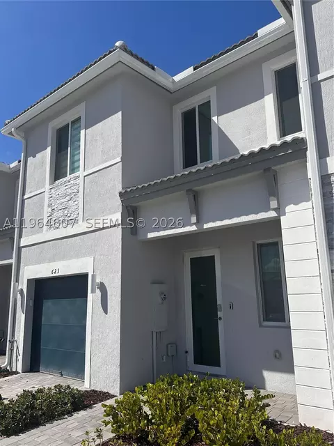 623 SE 13th St Cir, Homestead, FL 33034