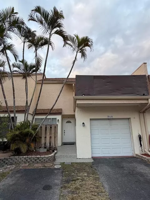 868 NW 81st Way #9, Plantation, FL 33324