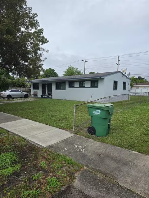 17701 NW 32nd Ct, Miami Gardens, FL 33056