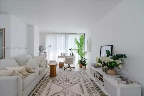 17021 N Bay Rd #526, Sunny Isles Beach, FL 33160