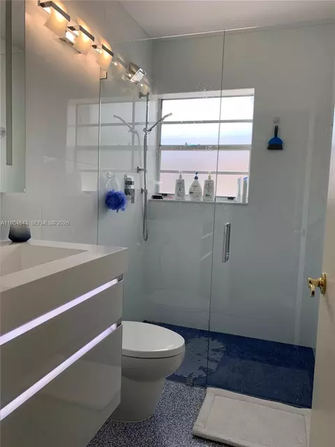 Bath - 12945 Cherry Rd, North Miami, FL 33181 photo 1 of 2