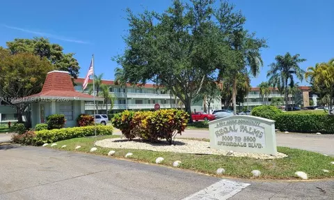 3000 Springdale Blvd #V207, Palm Springs, FL 33461