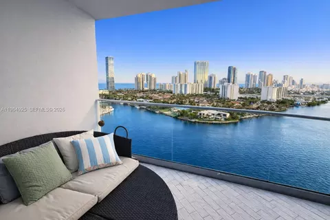 19707 Turnberry Way #20G, Aventura, FL 33180