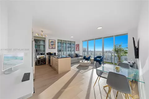 1111 SW 1st Ave #2114-N, Miami, FL 33130