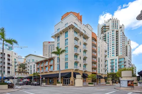 7290 SW 90th St #209, Miami, FL 33156