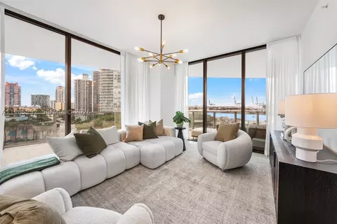 500 Alton Rd #901, Miami Beach, FL 33139