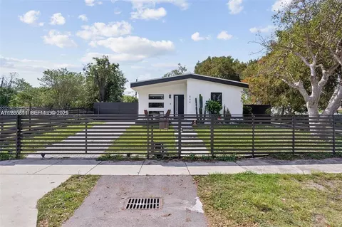 944 NW 64th St, Miami, FL 33150