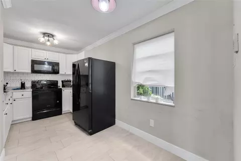 Other - 30 E 39th St #214, Hialeah, FL 33013 photo 2 of 5