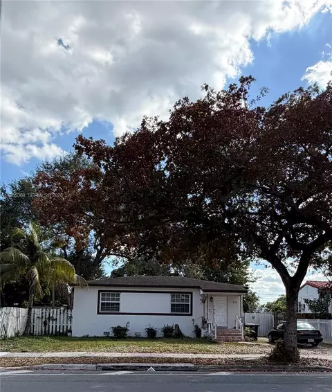 550 NW 135th St, North Miami, FL 33168