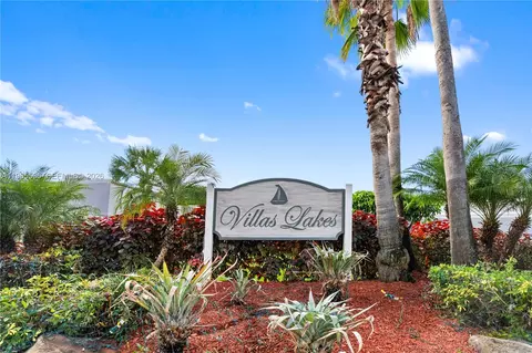 1523 NW 113th Way, Pembroke Pines, FL 33026