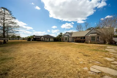 Exterior - 2036 Live Oak Blvd, Saint Cloud, FL 34771 photo 9 of 14