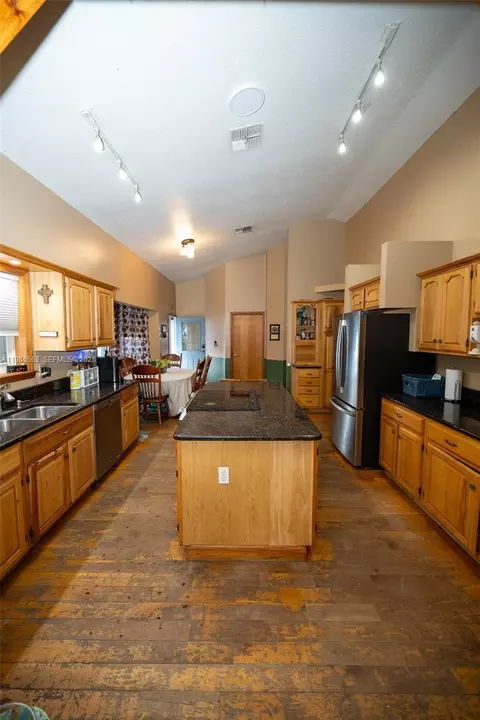 Kitchen - 2036 Live Oak Blvd, Saint Cloud, FL 34771 photo 2 of 6