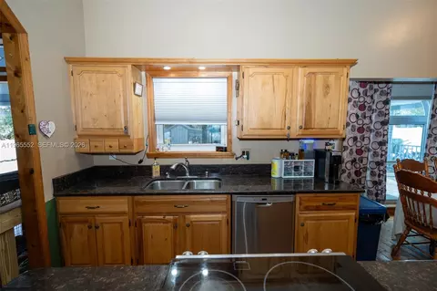 Kitchen - 2036 Live Oak Blvd, Saint Cloud, FL 34771 photo 3 of 6