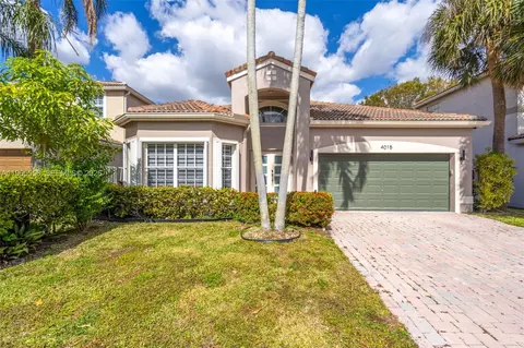 4015 NW 62nd Dr, Coconut Creek, FL 33073