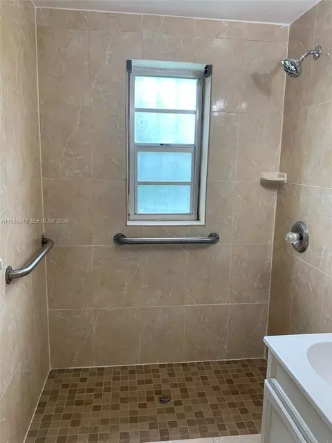 305 E 4th Ave #1, Hialeah, FL 33010 photo 5