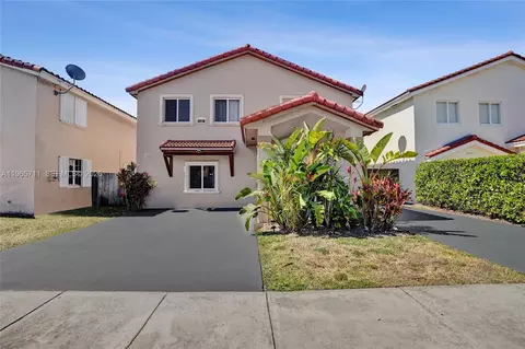 15502 SW 137th Pl, Miami, FL 33177