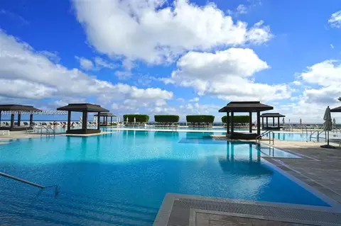 1800 S Ocean Dr #2406, Hallandale Beach, FL 33009