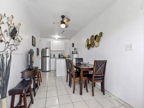 Dining - 655 W 70th Pl, Hialeah, FL 33014 photo 1 of 2