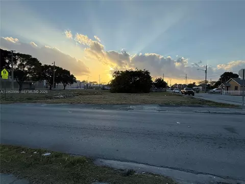 402 SW 6th St, Homestead, FL 33030