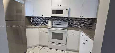 Kitchen - 2630 W 76th St #201, Hialeah, FL 33016 photo 2 of 2