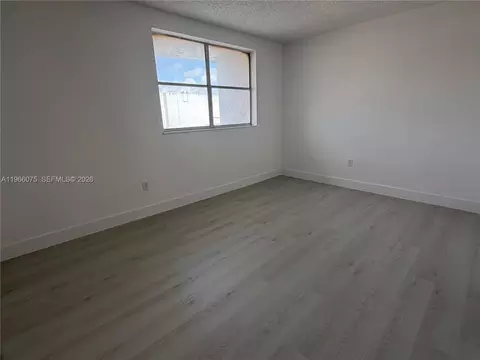 Bedroom - 1104 W 44th St #87, Hialeah, FL 33012 photo 1 of 3