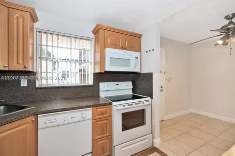 8500 SW 109 Ave #6-102, Miami, FL 33173