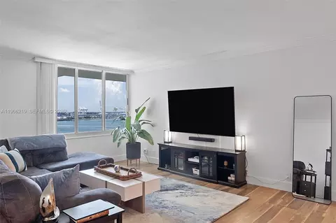 1200 West Ave #PH31, Miami Beach, FL 33139