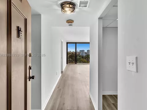 1470 NE 123rd St #A813, North Miami, FL 33161