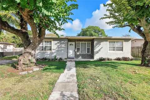 3471 NW 1st Ct, Lauderhill, FL 33311