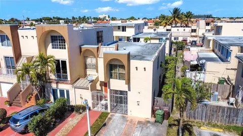 View/Area - 1115 W 38th Ter #50, Hialeah, FL 33012 photo 1 of 4