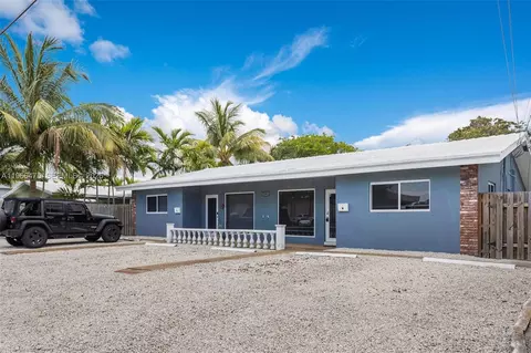3241 NE 17th Ave, Oakland Park, FL 33334