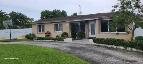 1318 SW 49th Ter, Fort Lauderdale, FL 33317