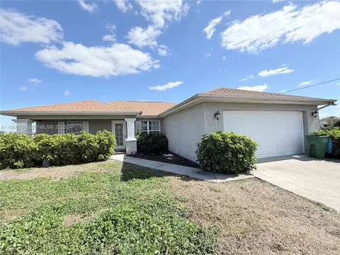 3625 NE 19 Pl, Cape Coral, FL 33909