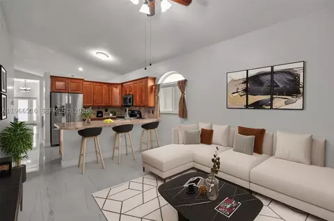 544 NW 159th Ln, Pembroke Pines, FL 33028