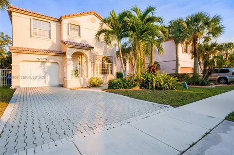 341 NW 153rd Ln, Pembroke Pines, FL 33028