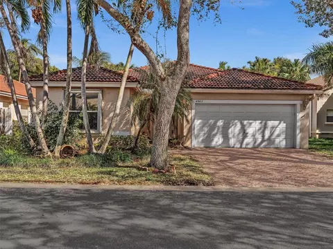 4962 SW 32nd Way, Fort Lauderdale, FL 33312