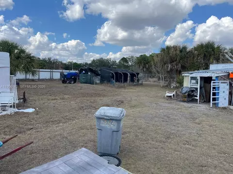 360 S Brida St, Clewiston, FL 33440 photo 5