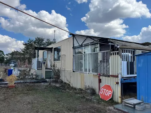 360 S Brida St, Clewiston, FL 33440 photo 2