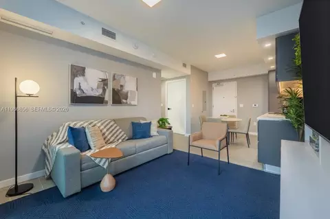 227 NE 2nd St #1905, Miami, FL 33132