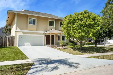 21800 SW 97th Ct, Cutler Bay, FL 33190