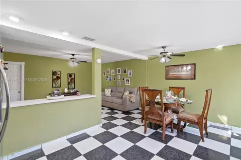 4791 W 3rd Ave, Hialeah, FL 33012 photo 20