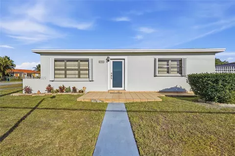 4791 W 3rd Ave, Hialeah, FL 33012 photo 2