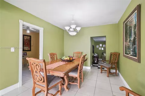 4791 W 3rd Ave, Hialeah, FL 33012 photo 13