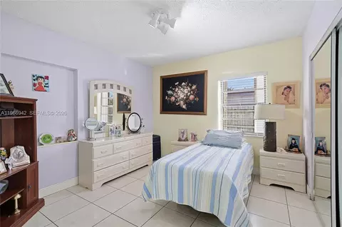 4791 W 3rd Ave, Hialeah, FL 33012 photo 11